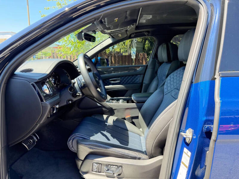 2021 Bentley Bentayga V8