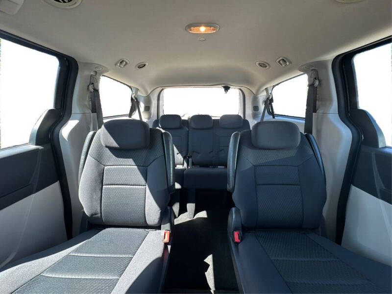 2010 Dodge Grand Caravan SE