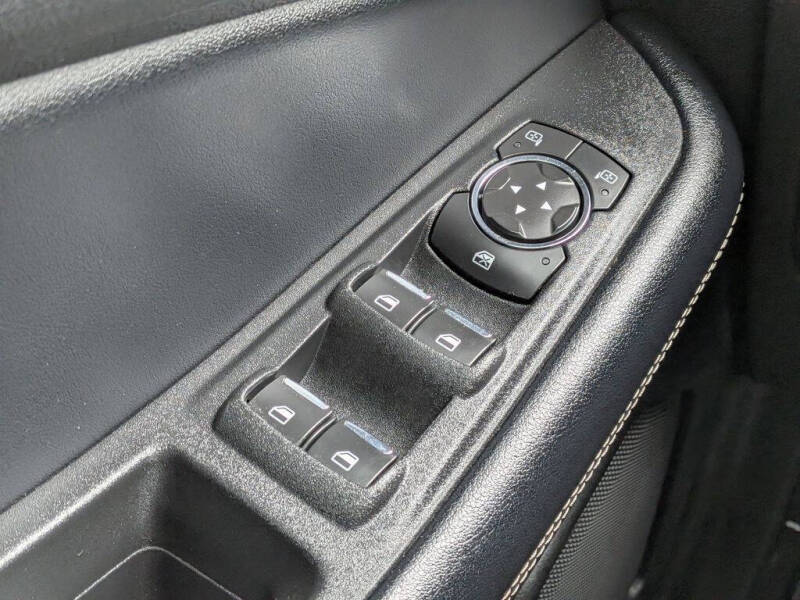 2022 Ford Edge ST