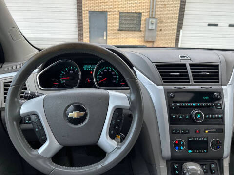 2010 Chevrolet Traverse LT