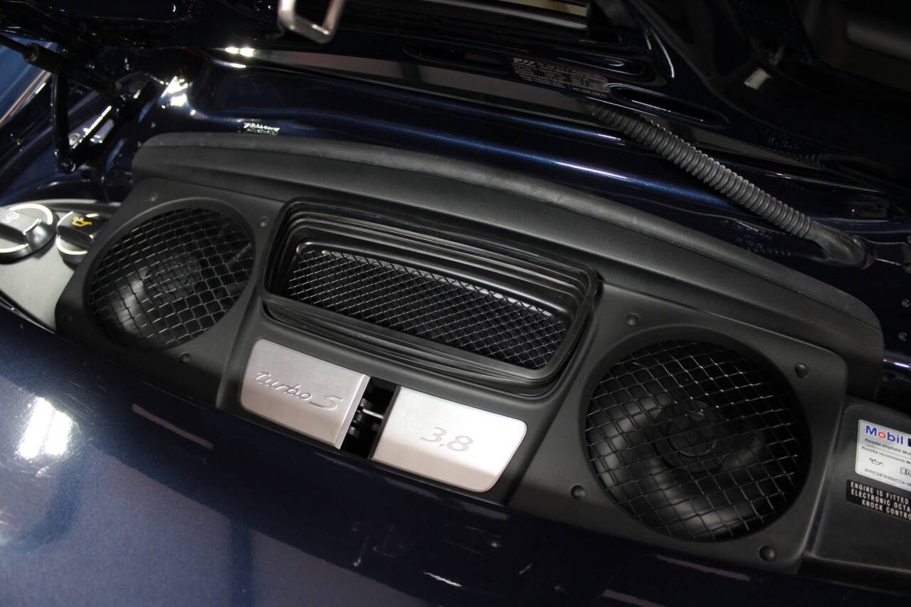 2015 Porsche 911 47