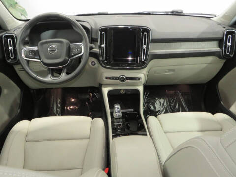 2021 Volvo XC40 T4 Inscription