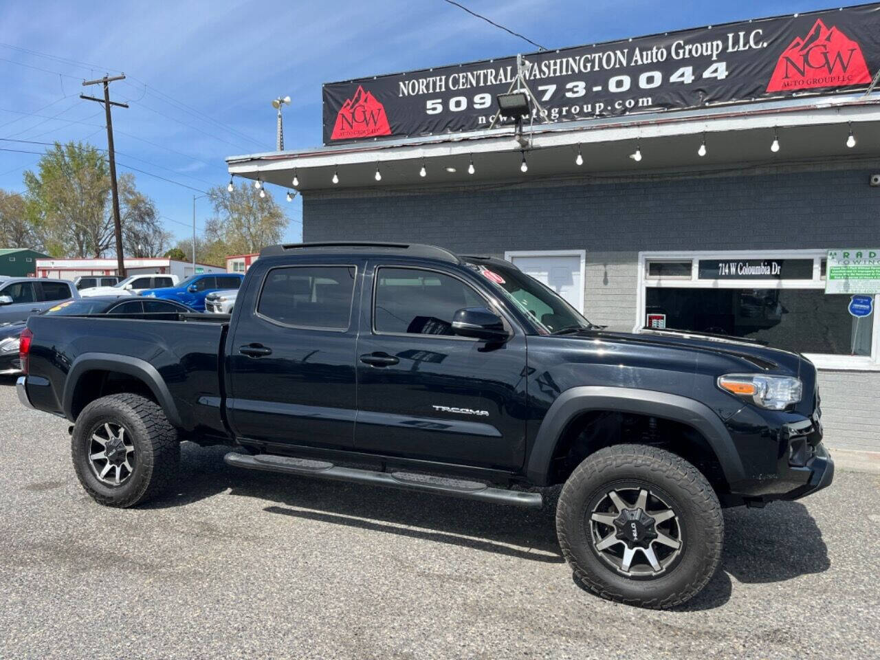 2018 Toyota Tacoma for sale at NCW AUTO GROUP in Kennewick, WA