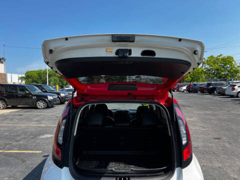 2017 Kia Soul +