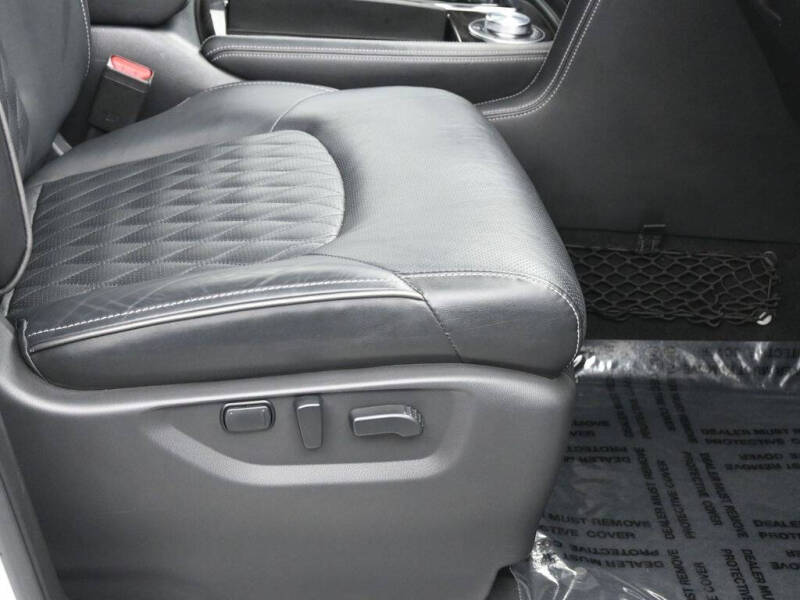 2022 Infiniti QX80 Sensory