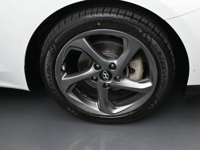 2019 Hyundai Veloster 2.0L