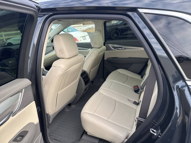 2023 Cadillac XT5 Premium Luxury