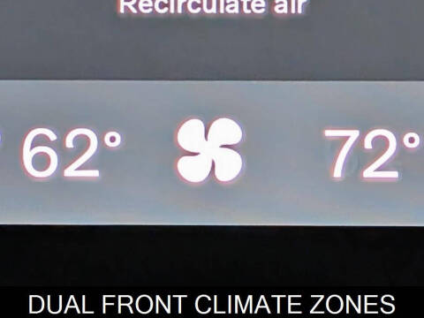 2025 Volvo XC90 B5 Plus Bright Theme 7P