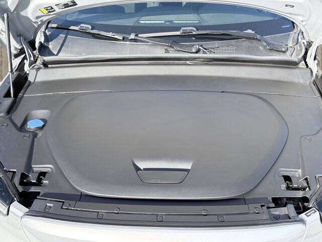 2024 Volvo XC40 Recharge Plus