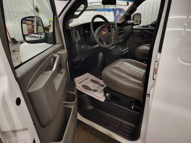 2019 Chevrolet Express 2500