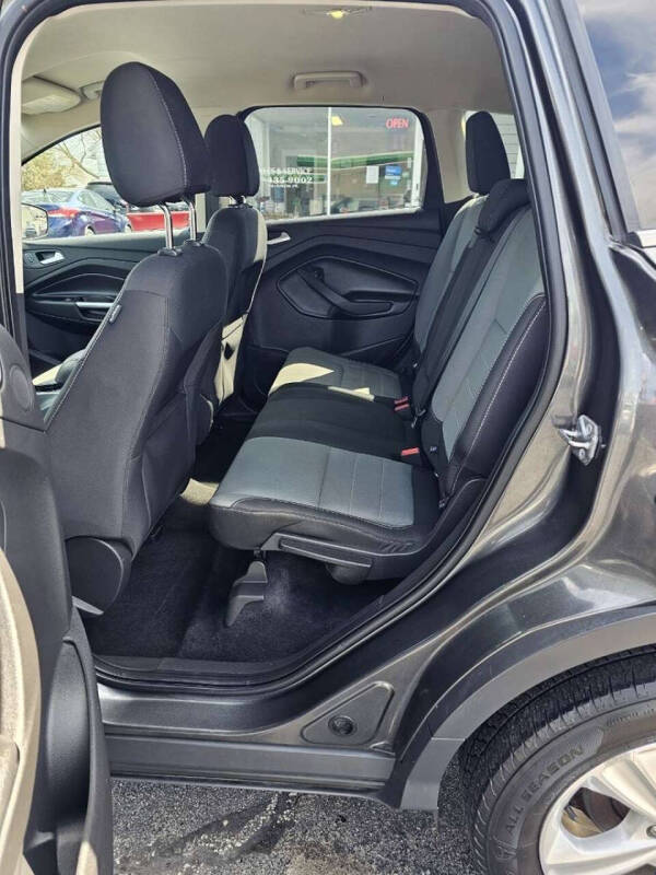 2016 Ford Escape SE