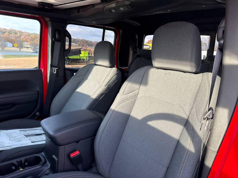 2026 Jeep Gladiator Willys