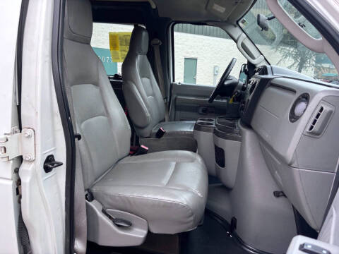 2011 Ford E-Series E-250