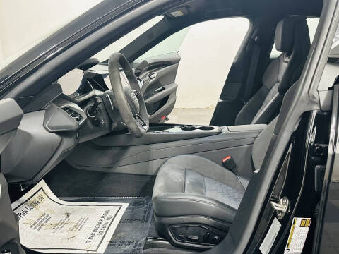 2022 Audi e-tron GT quattro Premium Plus