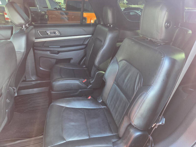 2018 Ford Explorer Sport