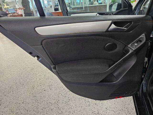 2011 Volkswagen Golf 2.5L