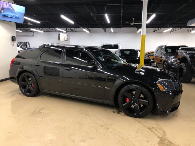 2007 Dodge Magnum for sale at Fox Valley Motorworks in Lake In The Hills IL