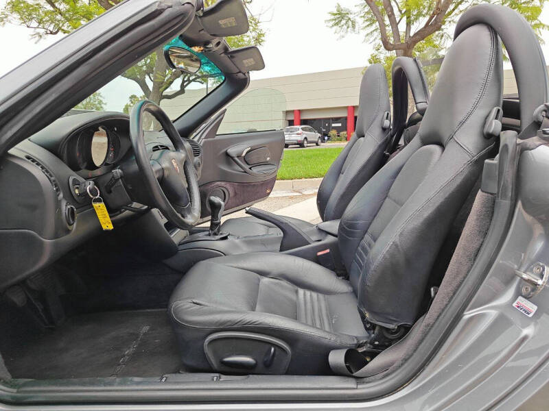 2004 Porsche Boxster