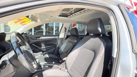 2015 Volkswagen Passat 1.8T SE