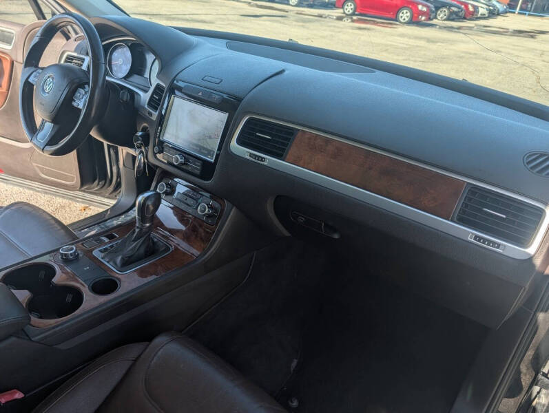 2013 Volkswagen Touareg VR6 Sport