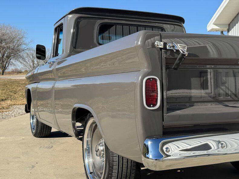 1961 Chevrolet Apache