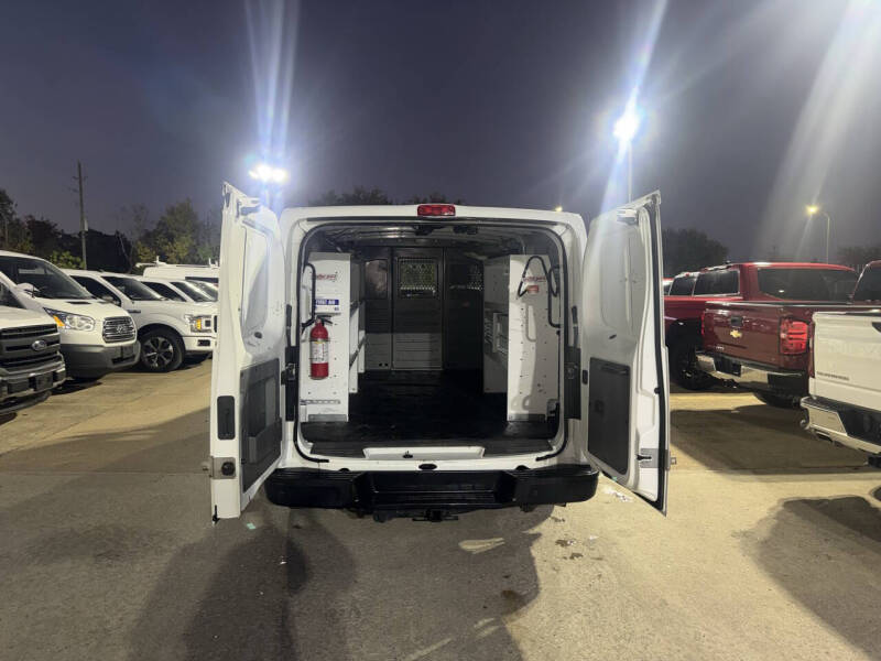 2019 Nissan NV 2500 HD SV
