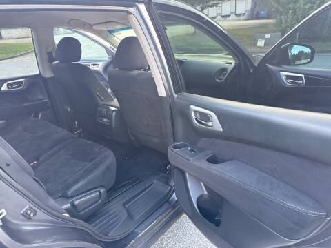 2014 Nissan Pathfinder S