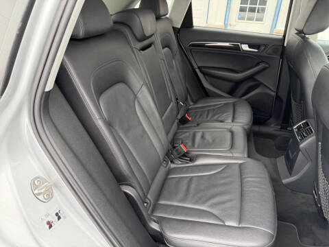 2014 Audi Q5 2.0T quattro Premium Plus