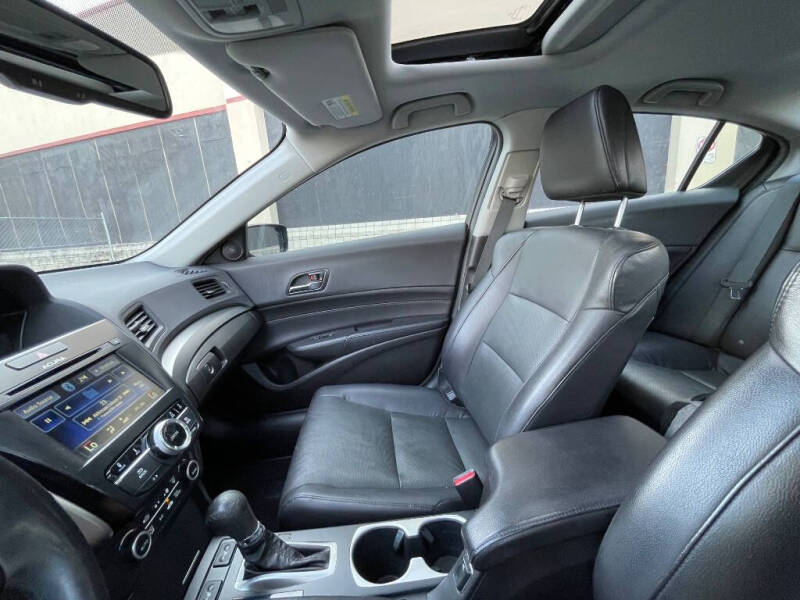 2017 Acura ILX w/Tech