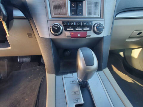 2011 Subaru Outback 2.5i Premium