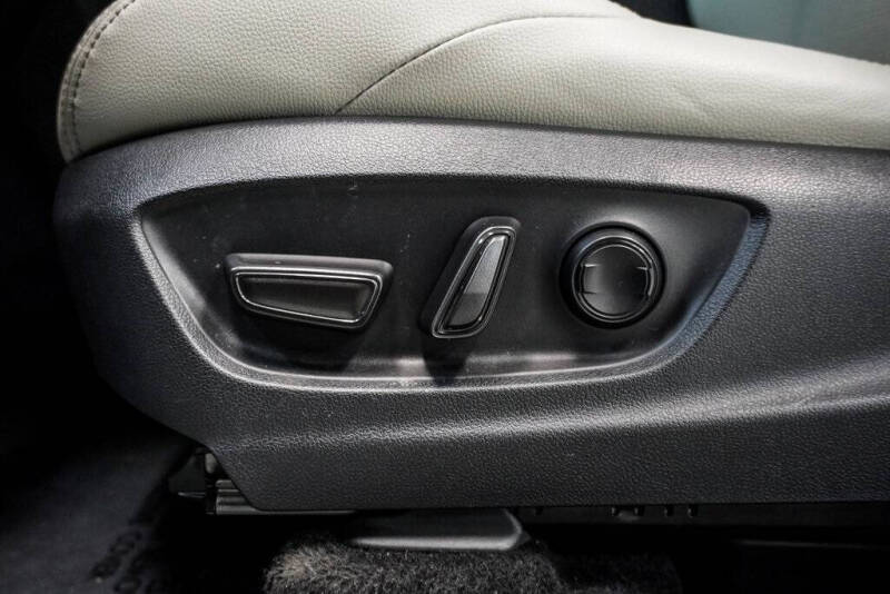 2024 Toyota bZ4X Limited