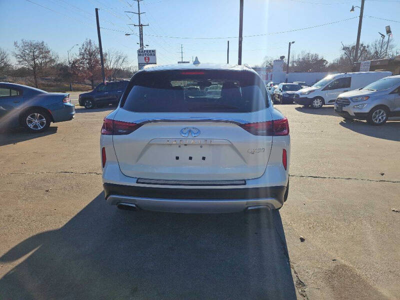 2019 Infiniti QX50 Essential