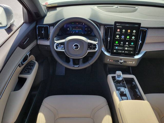 2026 Volvo XC90 B6 Plus 7P