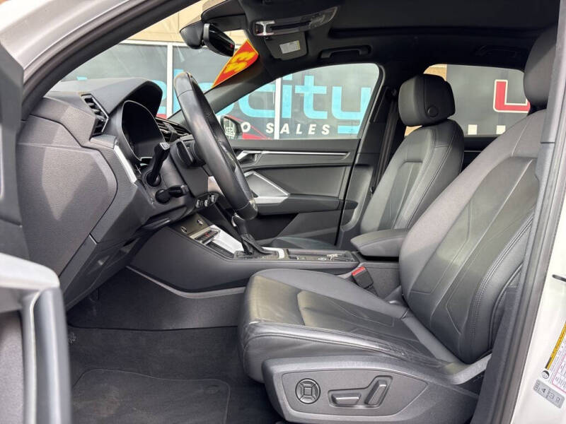 2023 Audi Q3 quattro S line Premium 45 TFSI