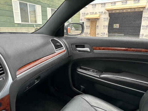 2014 Chrysler 300