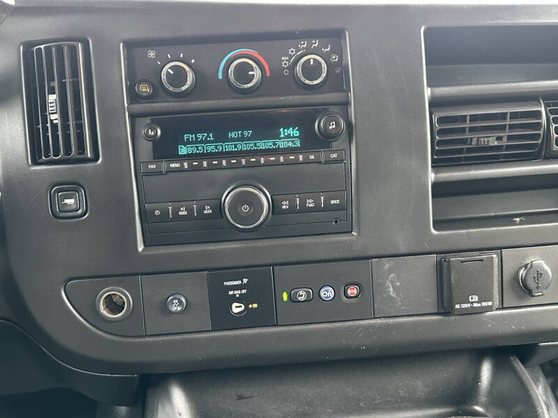 2018 GMC Savana 2500