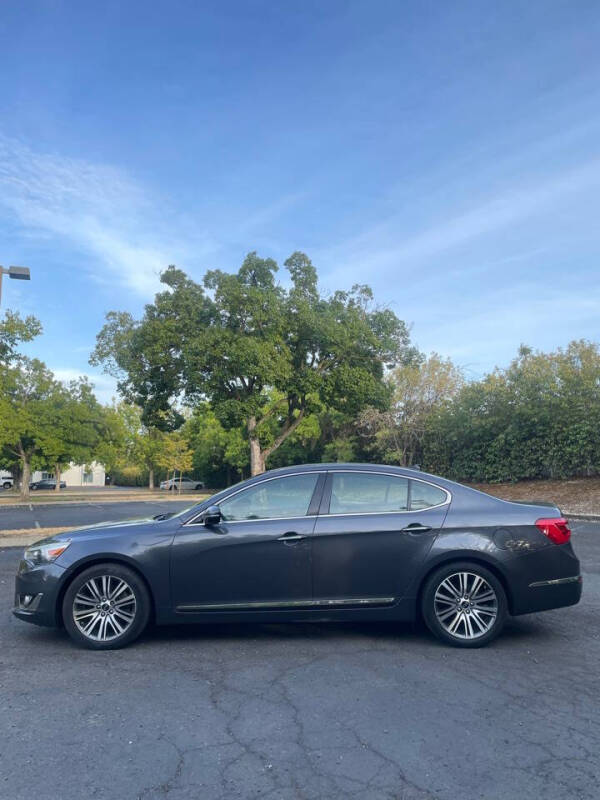 2014 Kia Cadenza Limited photo 3