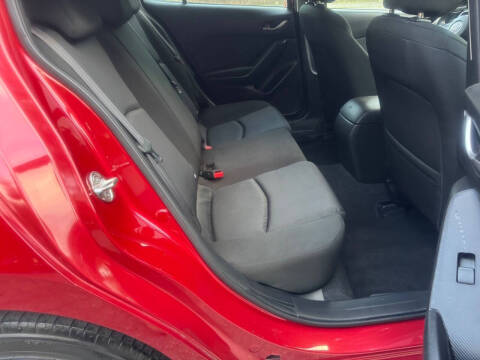 2015 Mazda MAZDA3 i Sport