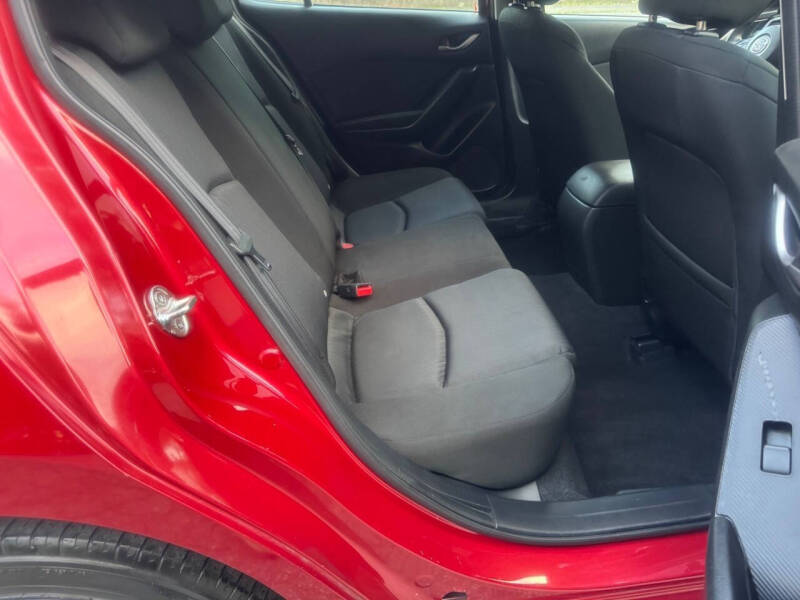 2015 Mazda MAZDA3 i Sport