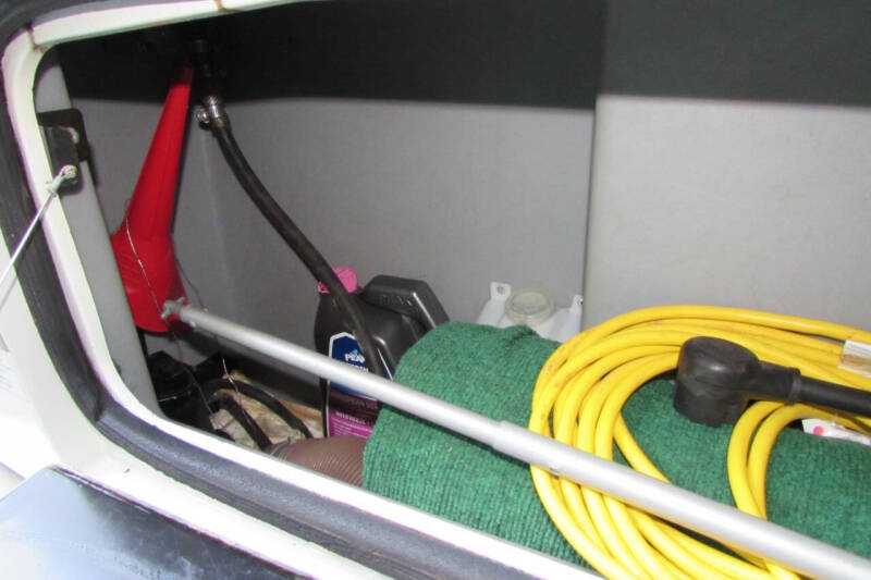 2001 Winnebago Rialta