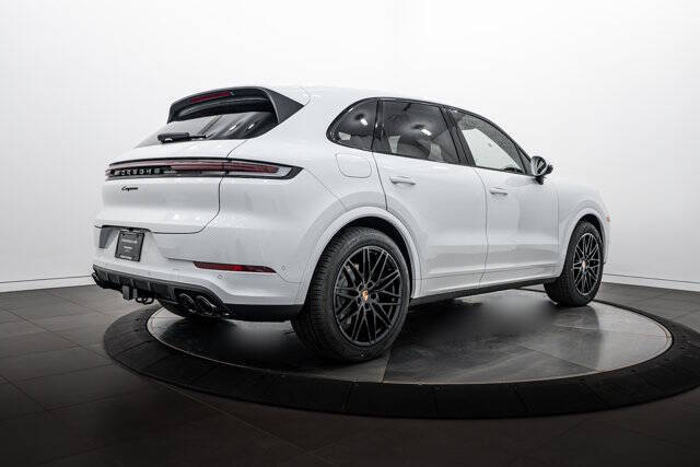 2026 Porsche Cayenne