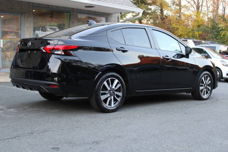 2022 Nissan Versa SV