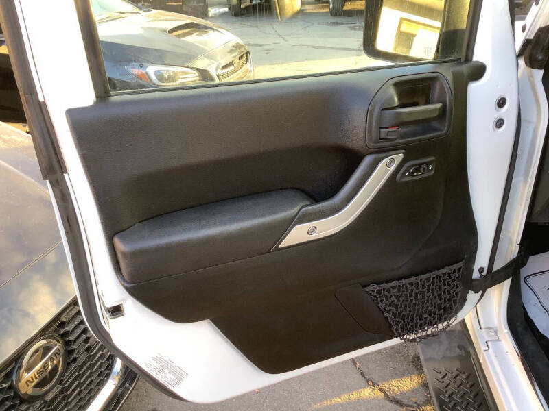 2013 Jeep Wrangler Sahara