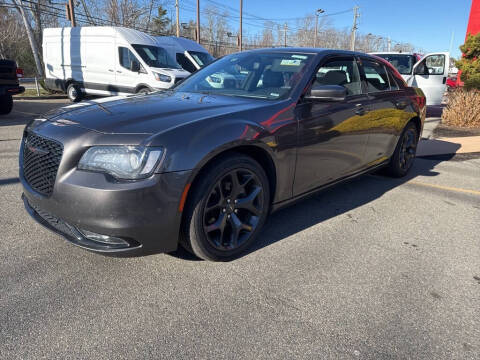 2023 Chrysler 300 S V6