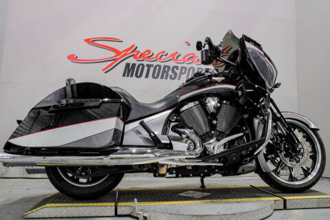 2016 Victory Magnum