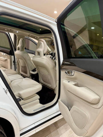2018 Volvo XC90 T5 Momentum 7-Passenger