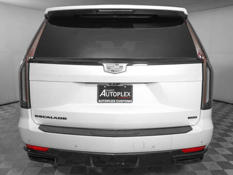 2023 Cadillac Escalade Sport