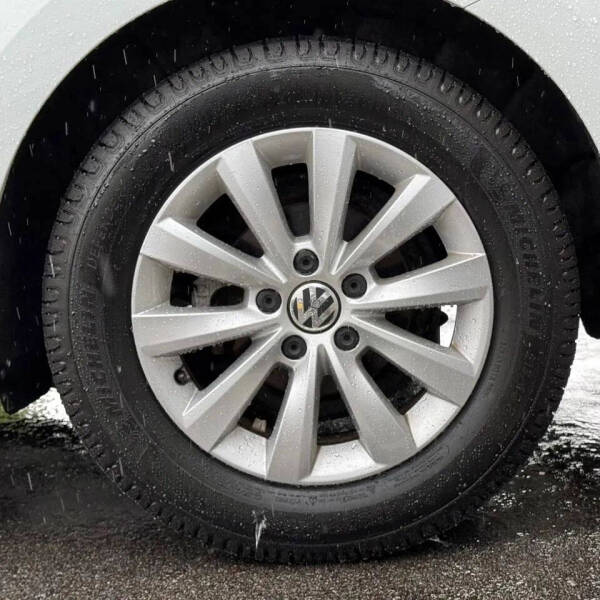 2015 Volkswagen Beetle