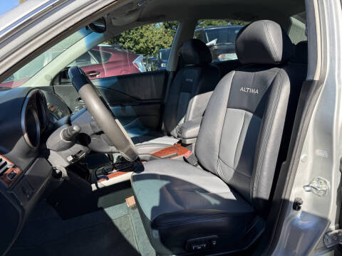 2004 Nissan Altima 3.5 SE