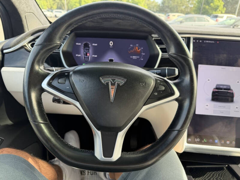 2016 Tesla Model X 90D
